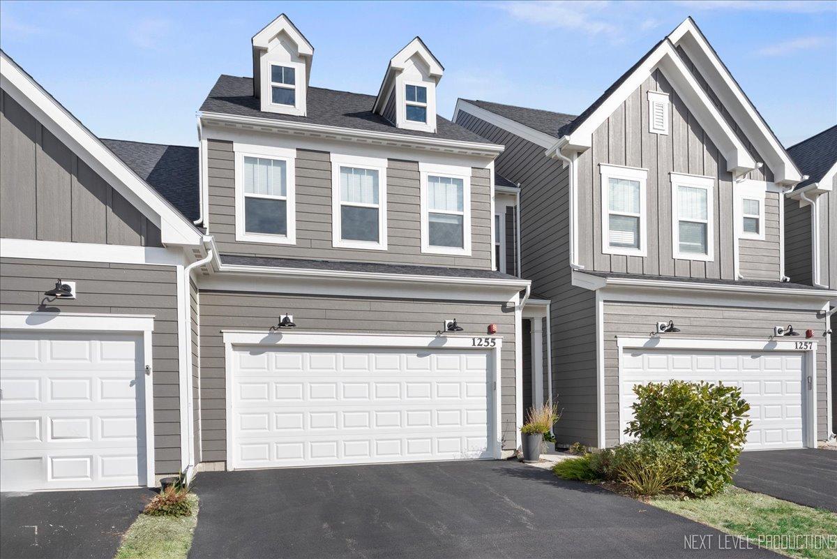 1255 Josiah Rd., Naperville, IL 60563