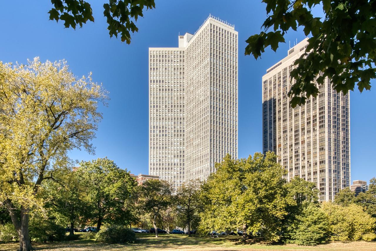 2626 N Lakeview Ave. #1509, Chicago, IL 60614