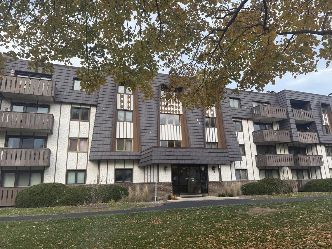 13000 W Heiden Cir. #3105, Lake Bluff, IL 60044