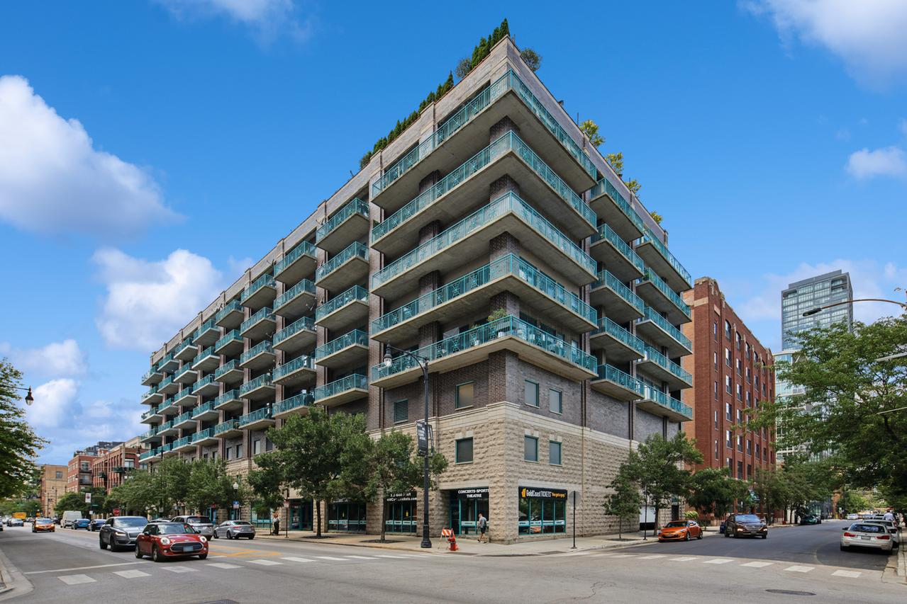 [Address Hidden by Seller], Chicago, IL 60607