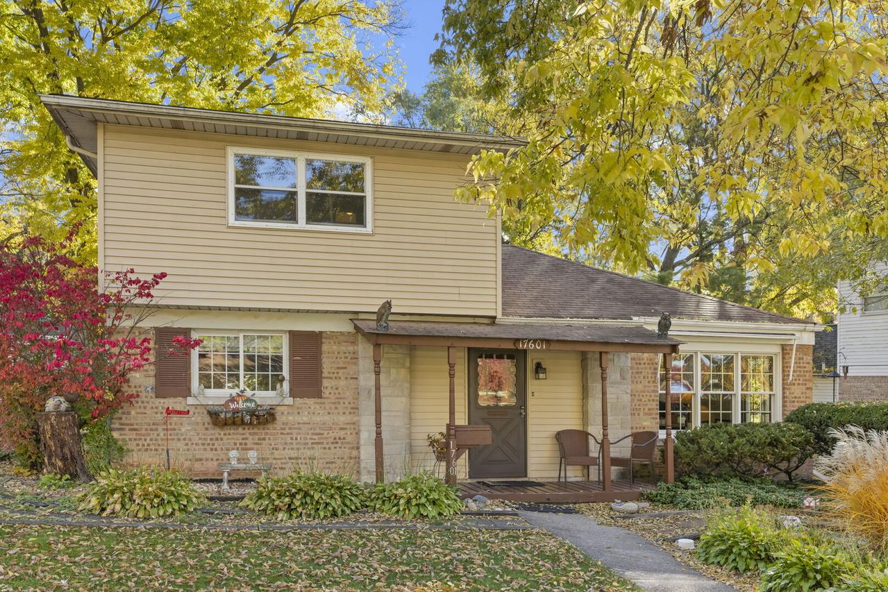 17601 Lincoln Ave., Homewood, IL 60430