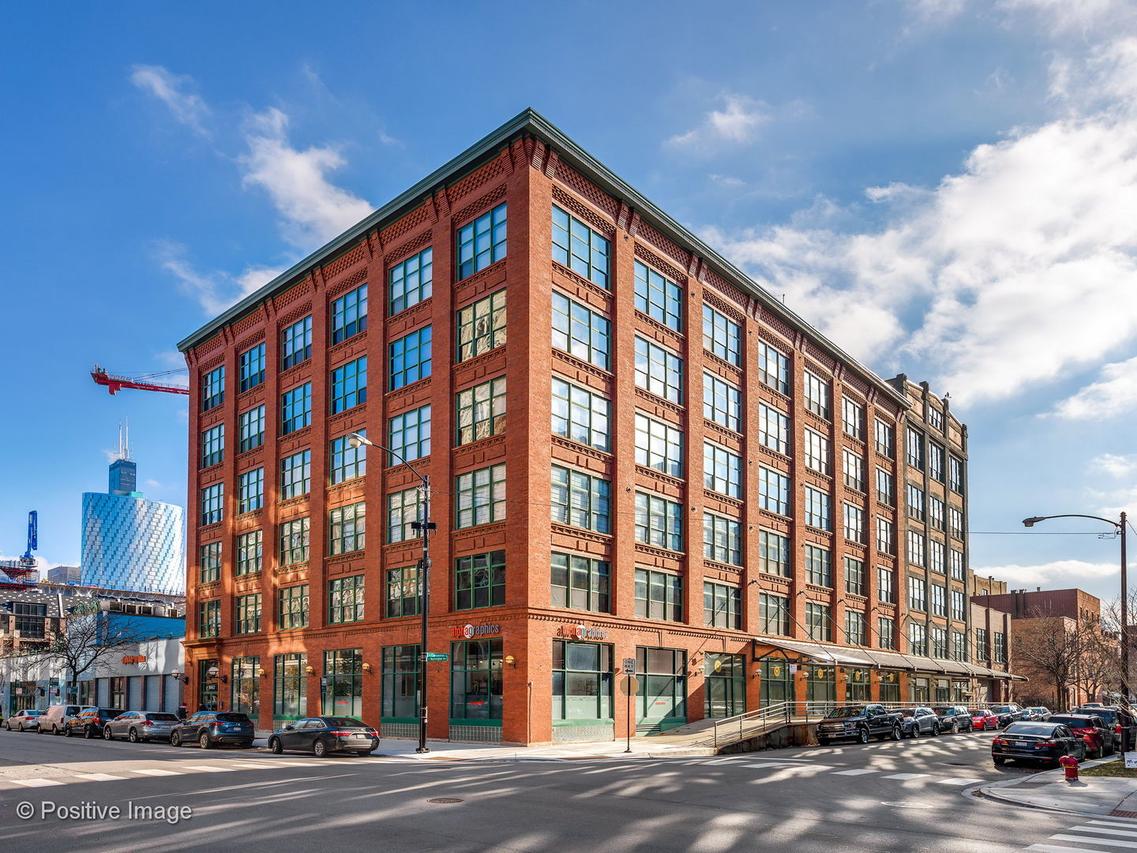 1017 W Washington Blvd. #6F, Chicago, IL 60607