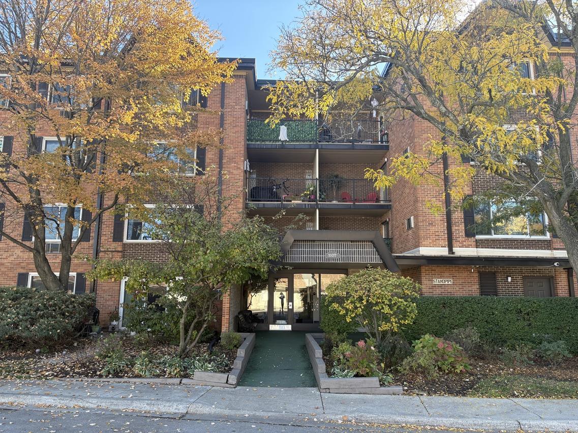 [Address Hidden by Seller], Arlington Heights, IL 60005