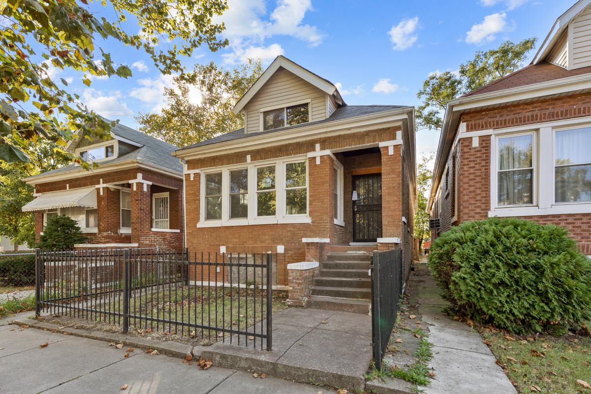 6954 S Paulina St., Chicago, IL 60636