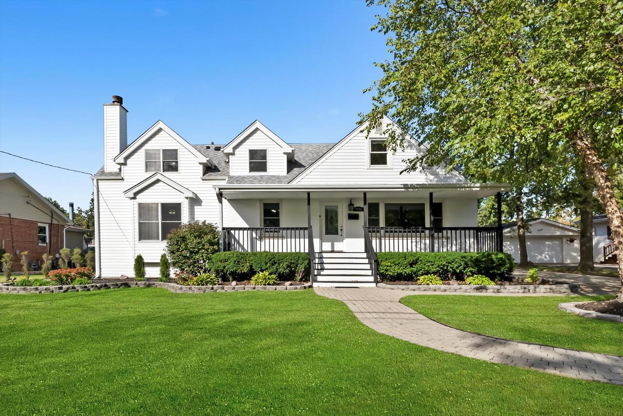 7248 W 110th St., Worth, IL 60482