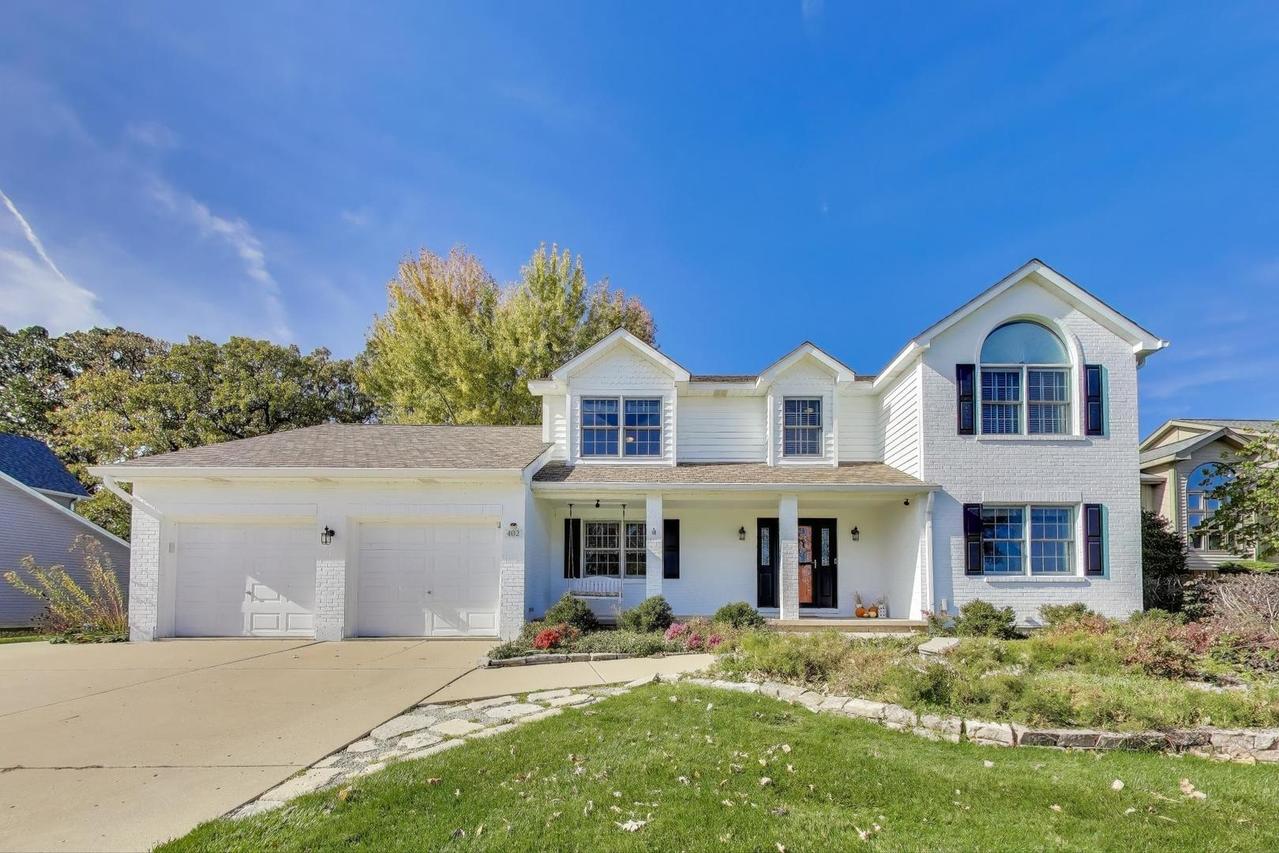 402 Hankes Rd., Sugar Grove, IL 60554