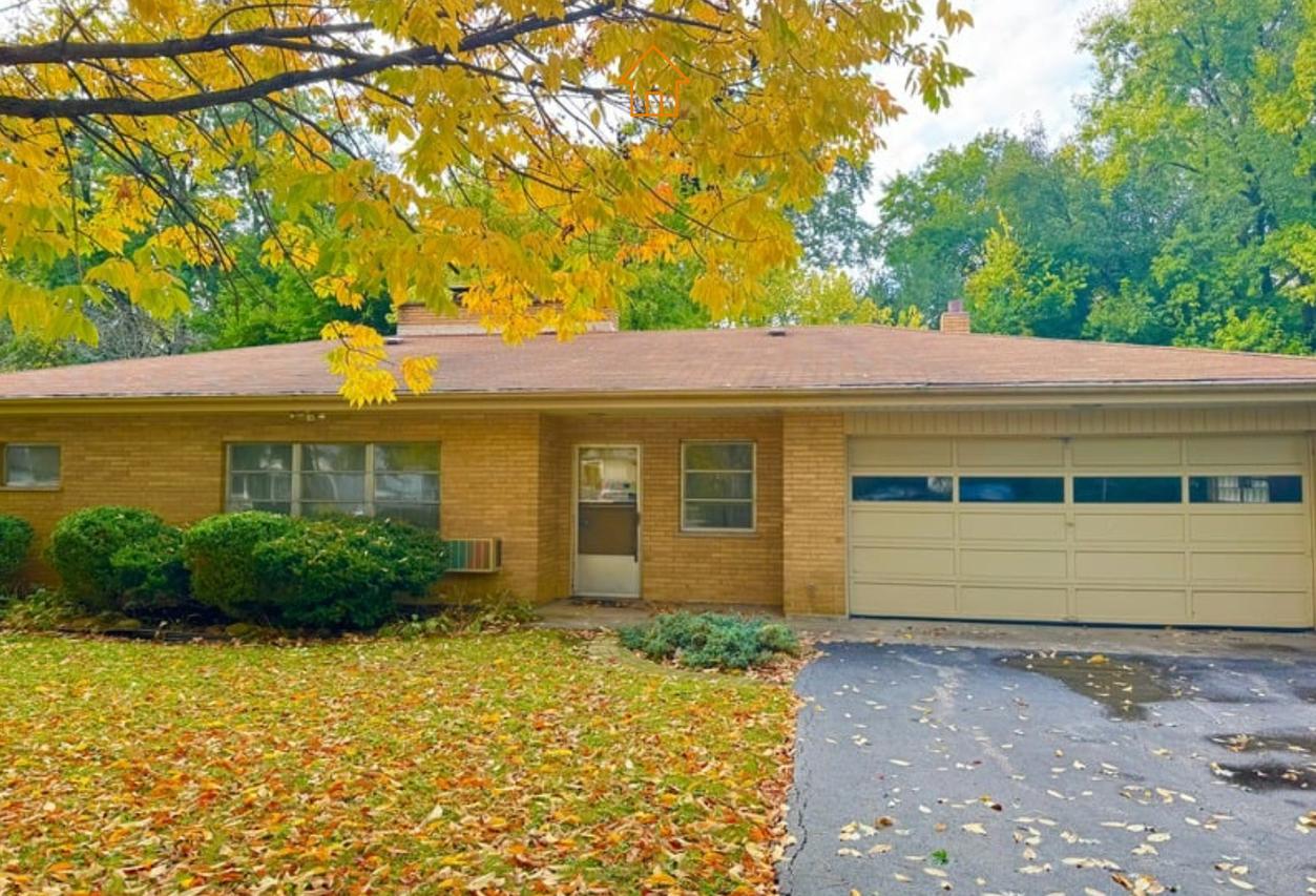 12422 S 70th Ct., Palos Heights, IL 60463