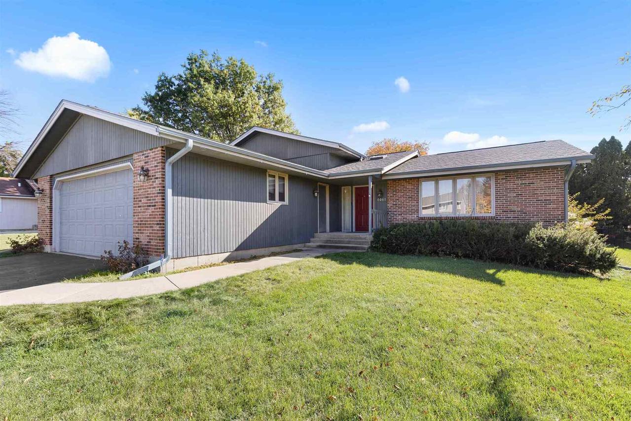 6081 Denwood Dr., Rockford, IL 61114