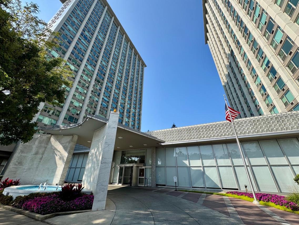 3600 N Lake Shore Dr. #1320, Chicago, IL 60613