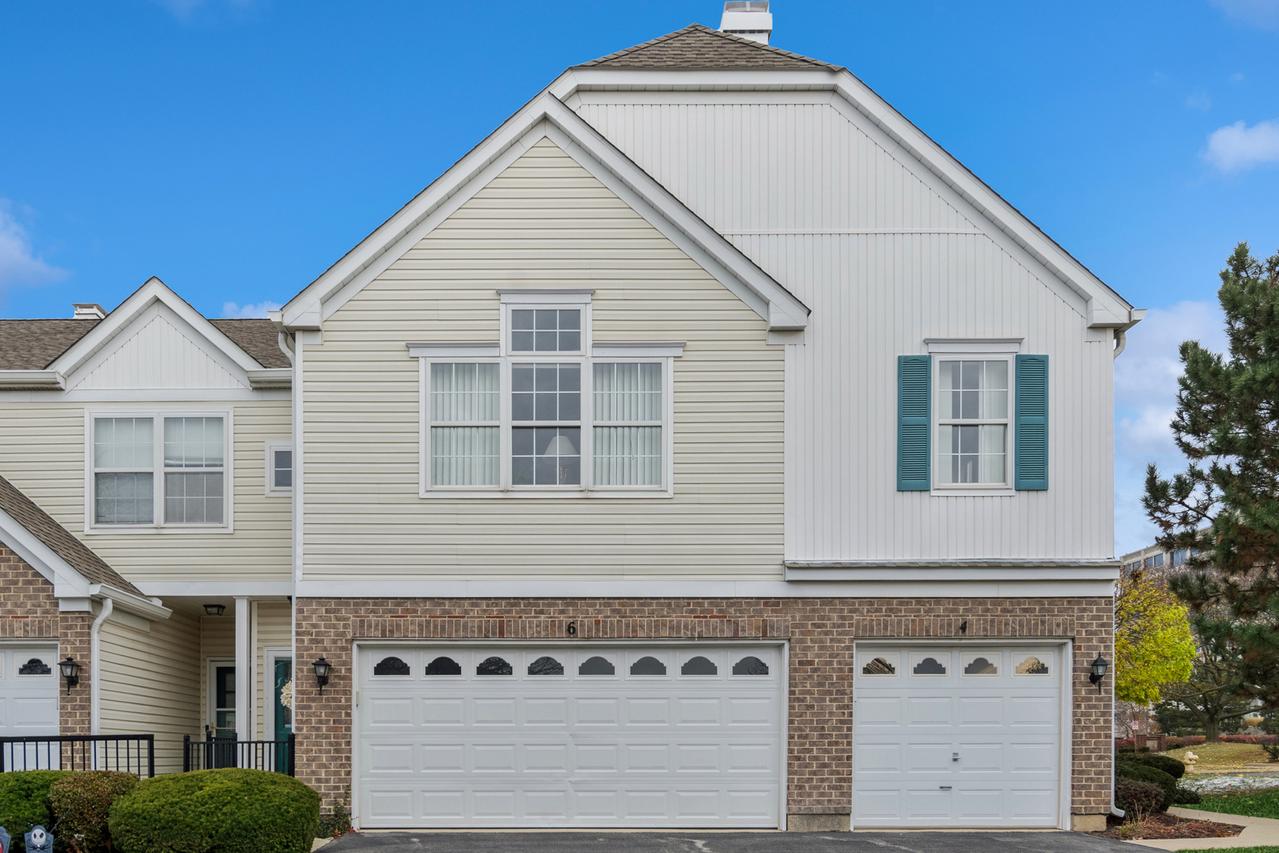 6 Arboretum Dr., Lombard, IL 60148