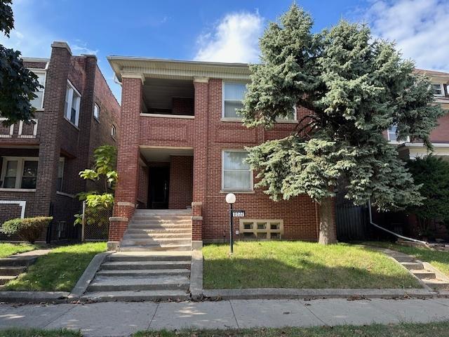 8022 S Peoria Ave., Chicago, IL 60620