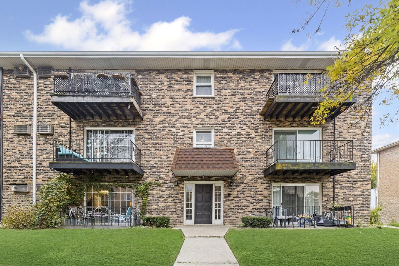 7109 Oconnell Dr. #3B, Chicago Ridge, IL 60415