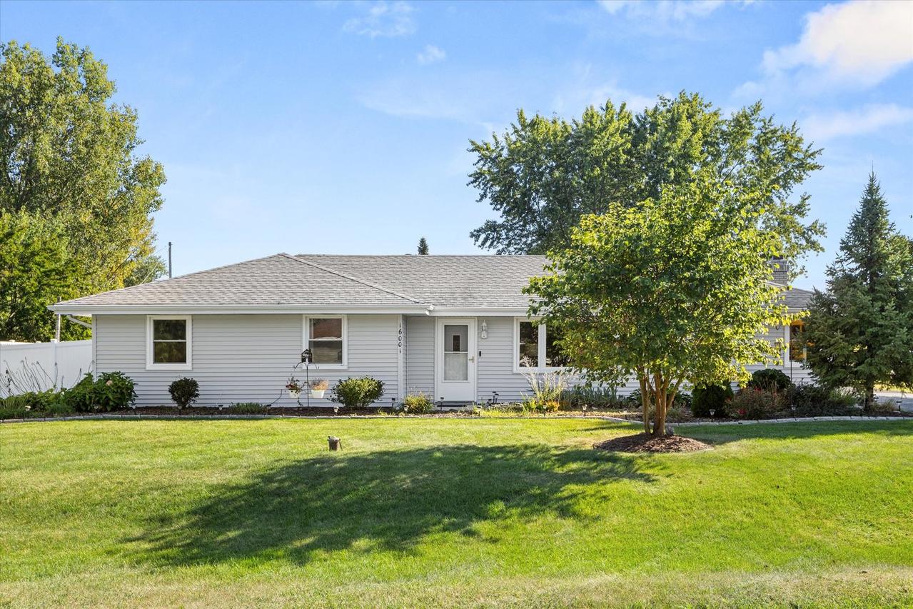 16001 S Leach Dr., Homer Glen, IL 60491