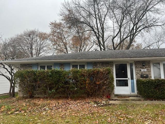 308 Wianno Ln., Schaumburg, IL 60194