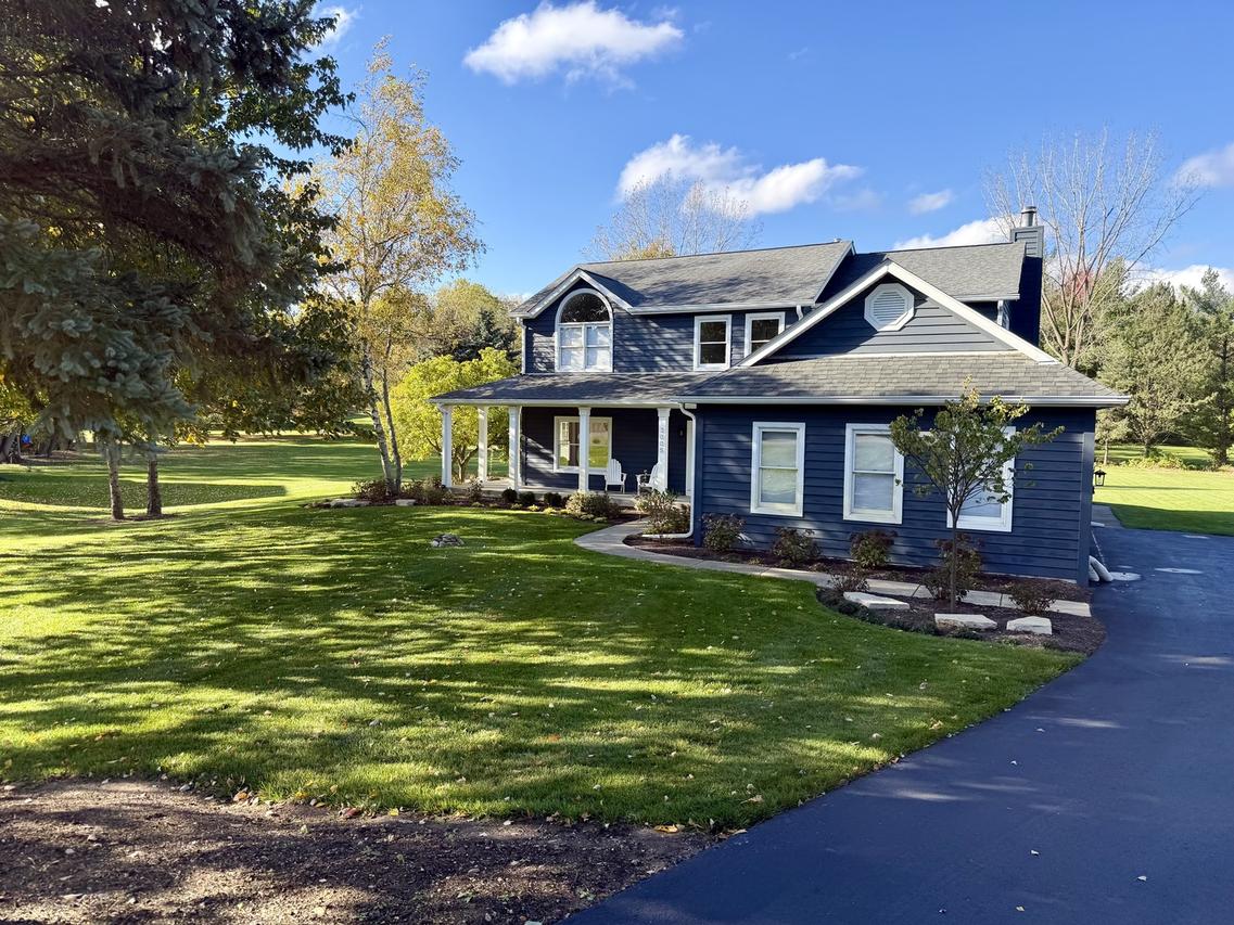 [Address Hidden by Seller], Crystal Lake, IL 60012