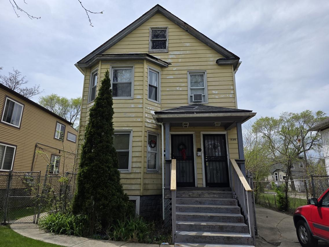 136 S 10th Ave., Maywood, IL 60153
