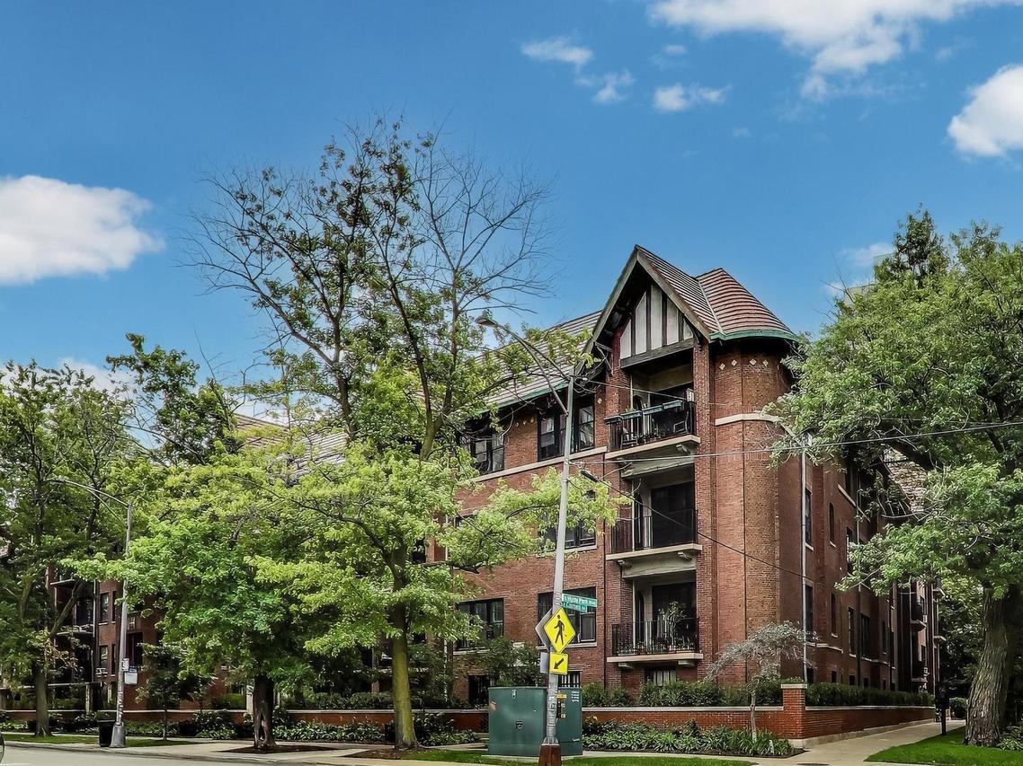 1615 E Hyde Park Blvd. #2, Chicago, IL 60615