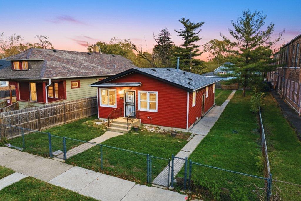 14921 Lincoln Ave., Harvey, IL 60426