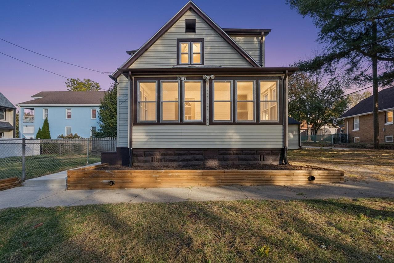 1306 Magnolia St., Rockford, IL 61104