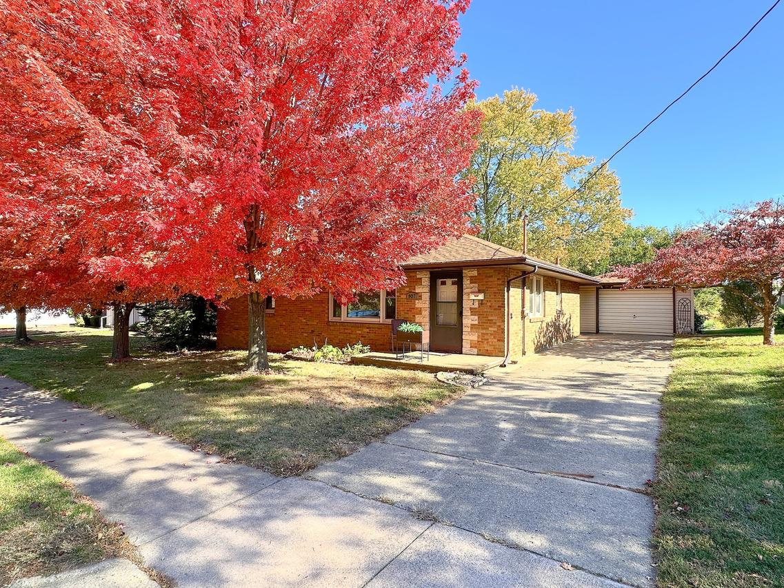 907 S Park St., Streator, IL 61364