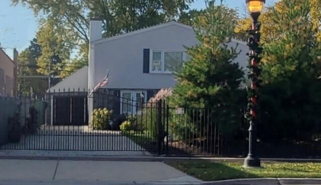 8211 W Grand Ave., River Grove, IL 60171