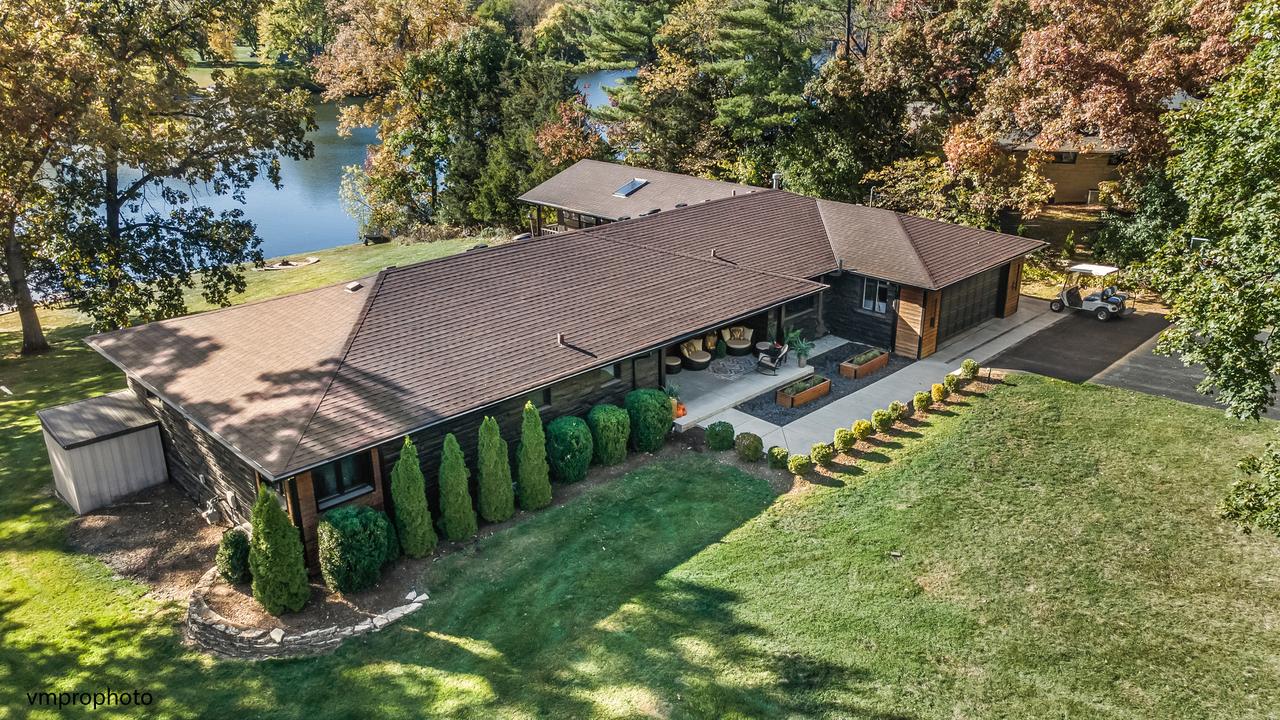 [Address Hidden by Seller], Barrington, IL 60010