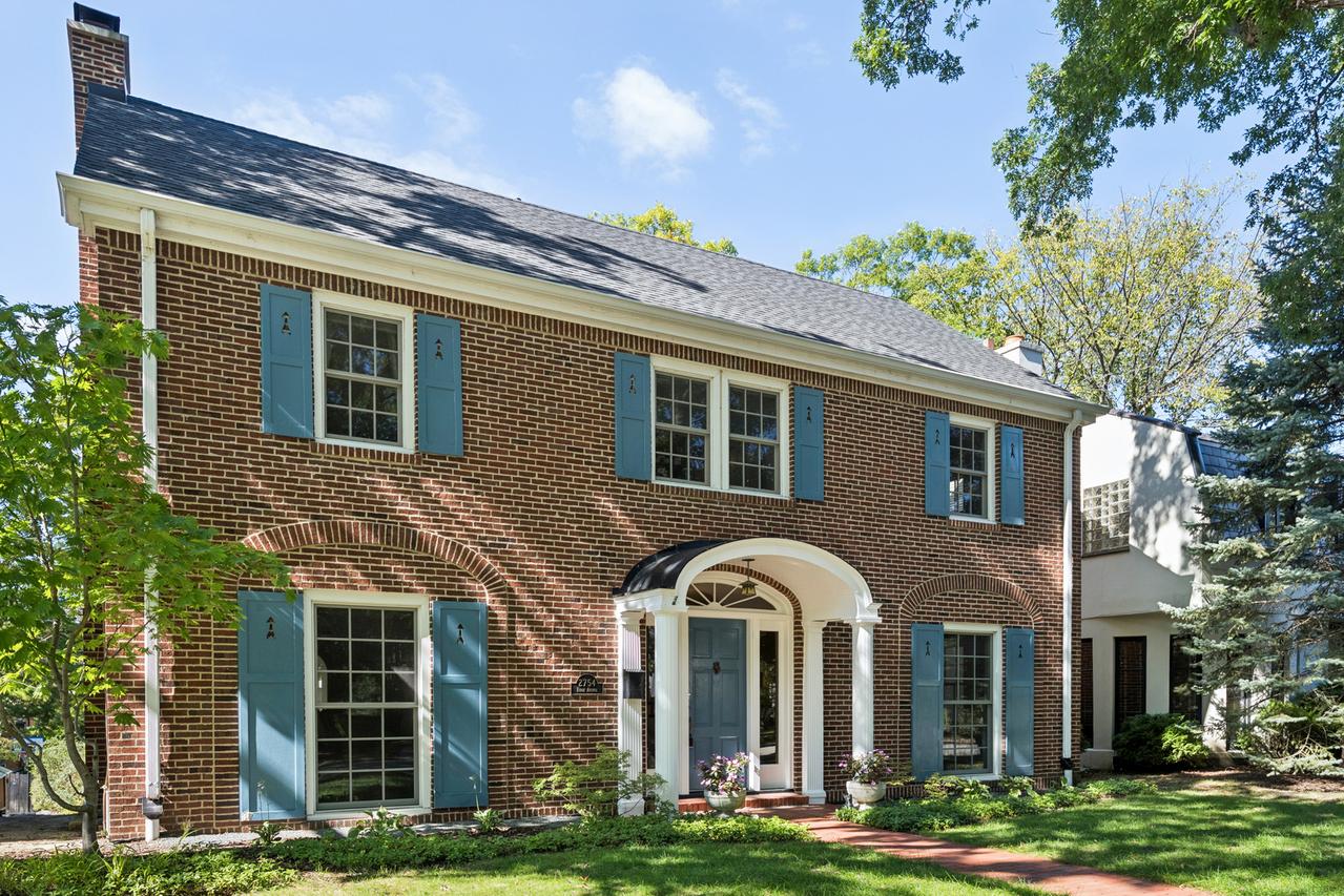 2754 Ridge Ave., Evanston, IL 60201