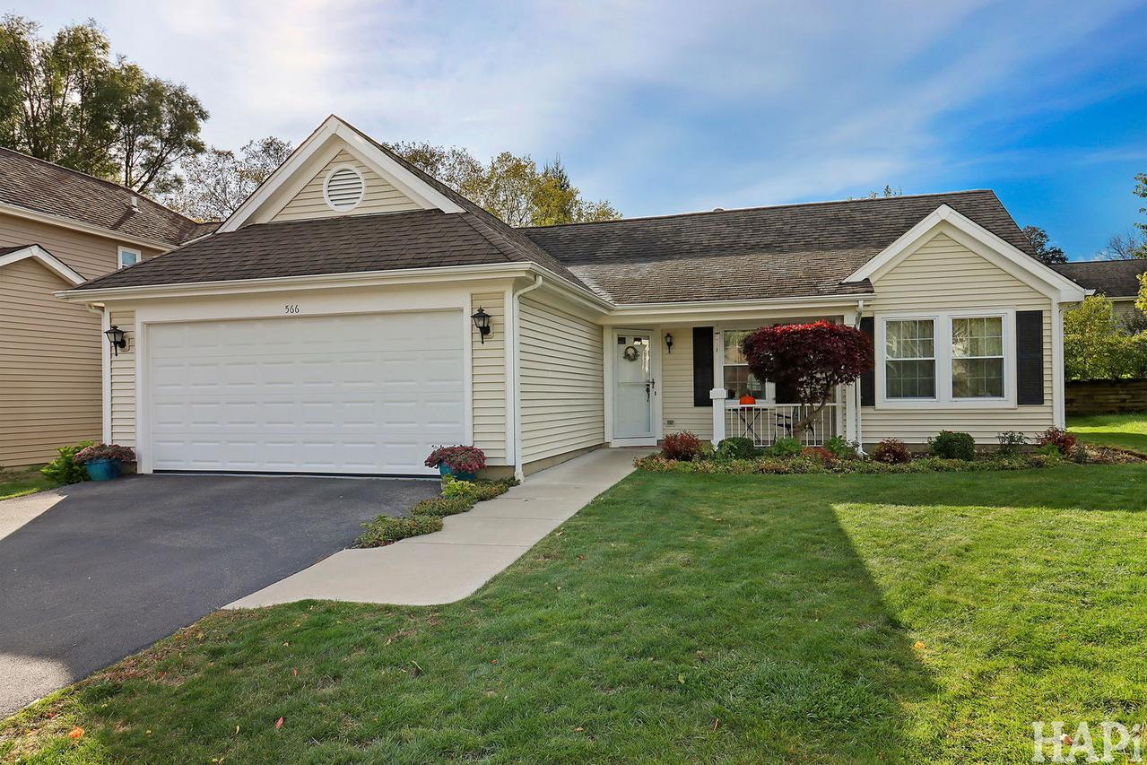 566 Greenbay Ct., Lake Zurich, IL 60047