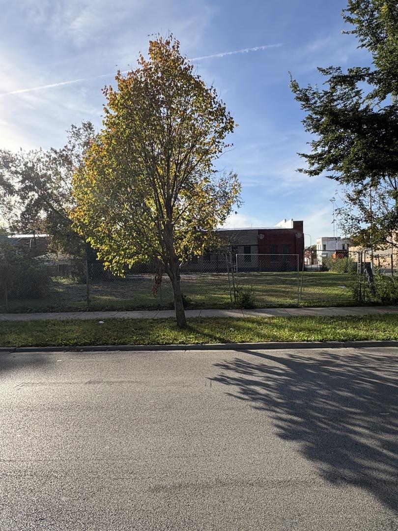 5900 S Loomis Blvd., Chicago, IL 60636