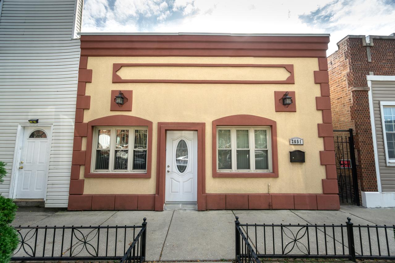 2651 W Pope John Paul Ii Dr., Chicago, IL 60632