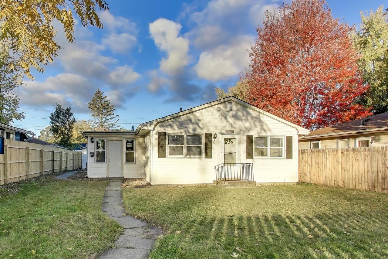 2524 Gilboa Ave., Zion, IL 60099