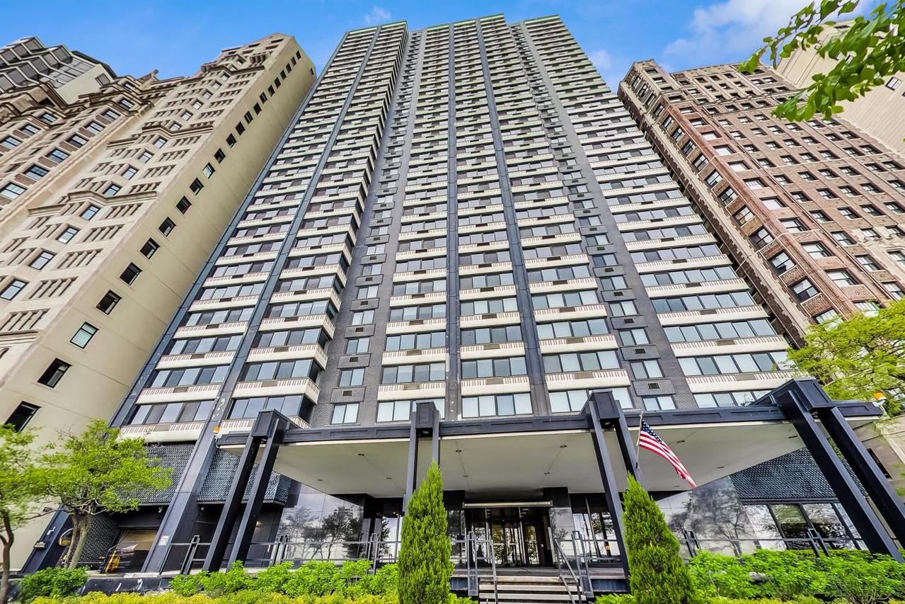 1440 N Lake Shore Dr. #5D, Chicago, IL 60610