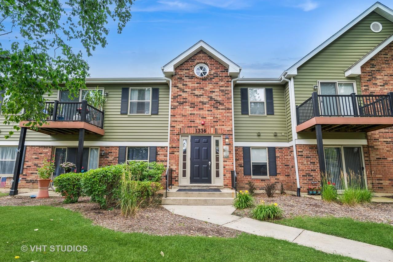1336 Mcdowell Rd. #201, Naperville, IL 60563