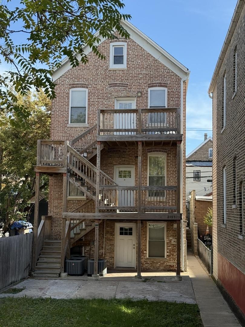2135 S Fairfield Ave., Chicago, IL 60608