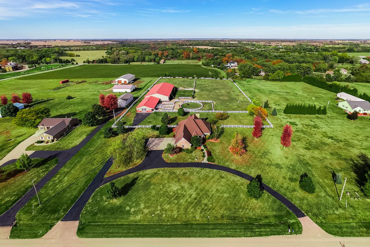 2601 N 3653rd Rd., Sheridan, IL 60551