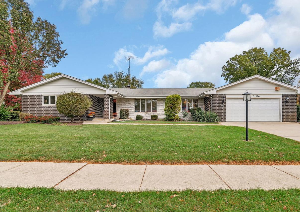 704 Lois Pl., Joliet, IL 60435