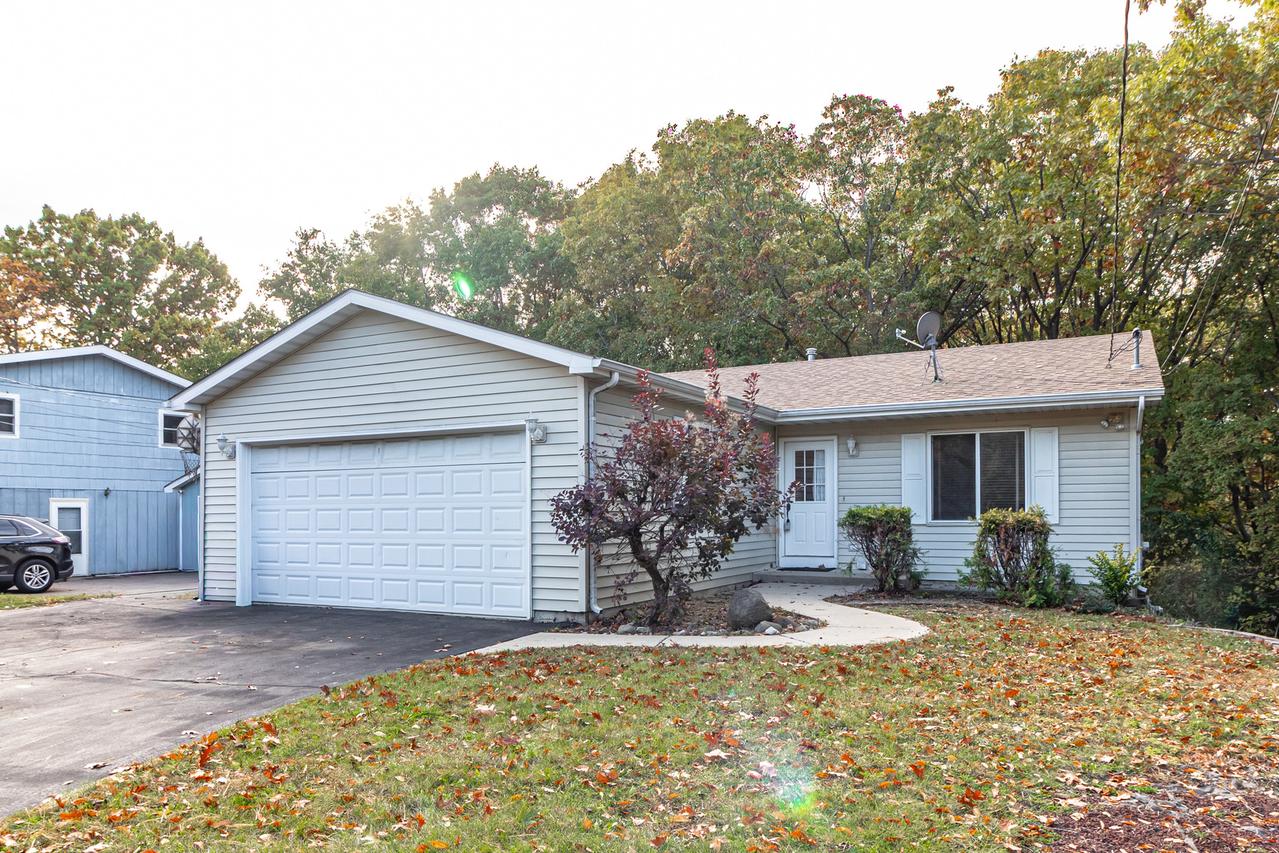 35242 N Moody St., Ingleside, IL 60041