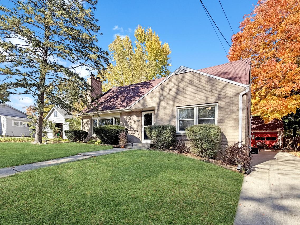 1224 W Violet St., Freeport, IL 61032