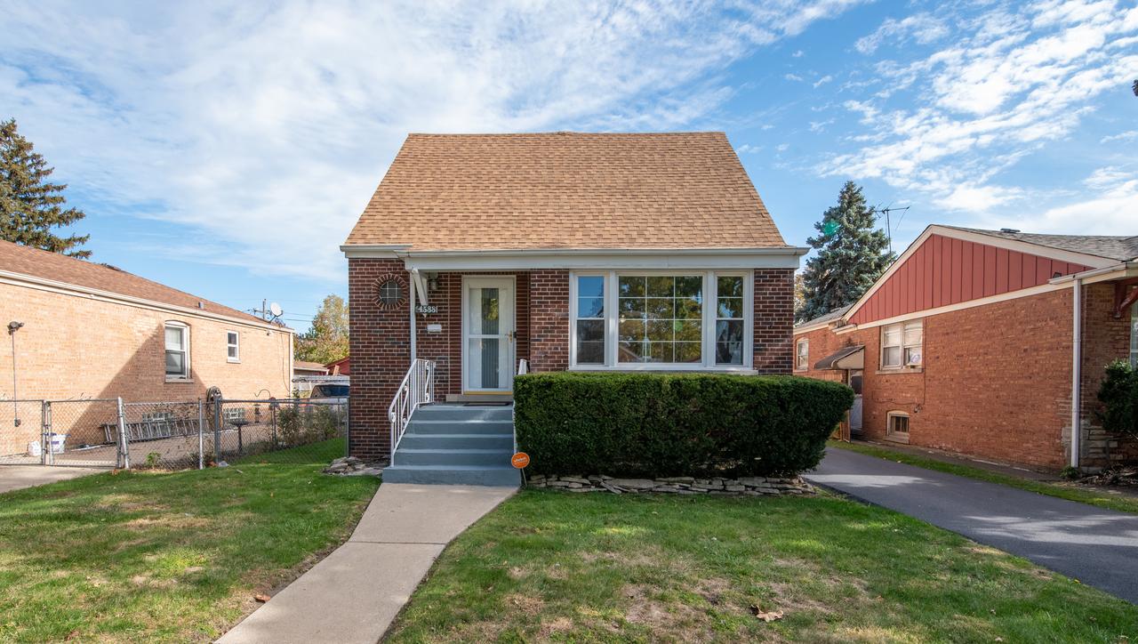 14533 S Parnell Ave., Riverdale, IL 60827