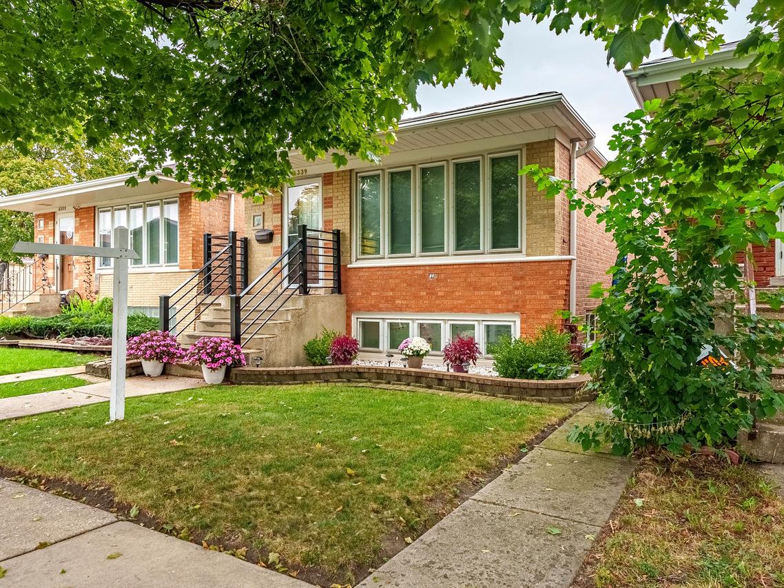 6339 S Austin Ave., Chicago, IL 60638