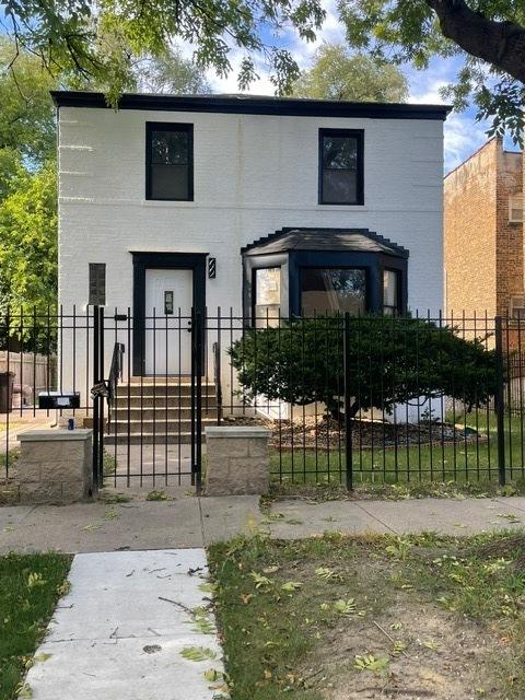 6812 S Saint Lawrence Ave., Chicago, IL 60637