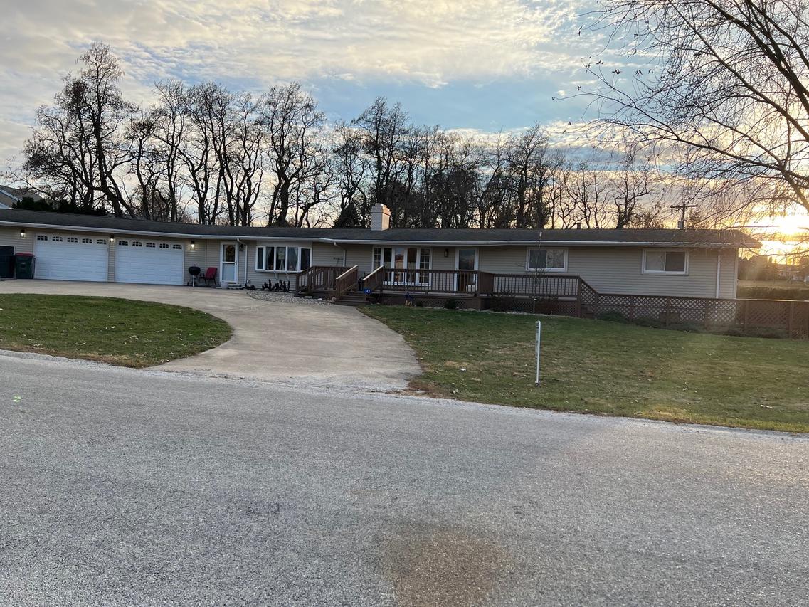 143 Choctaw Tr., Loda, IL 60948