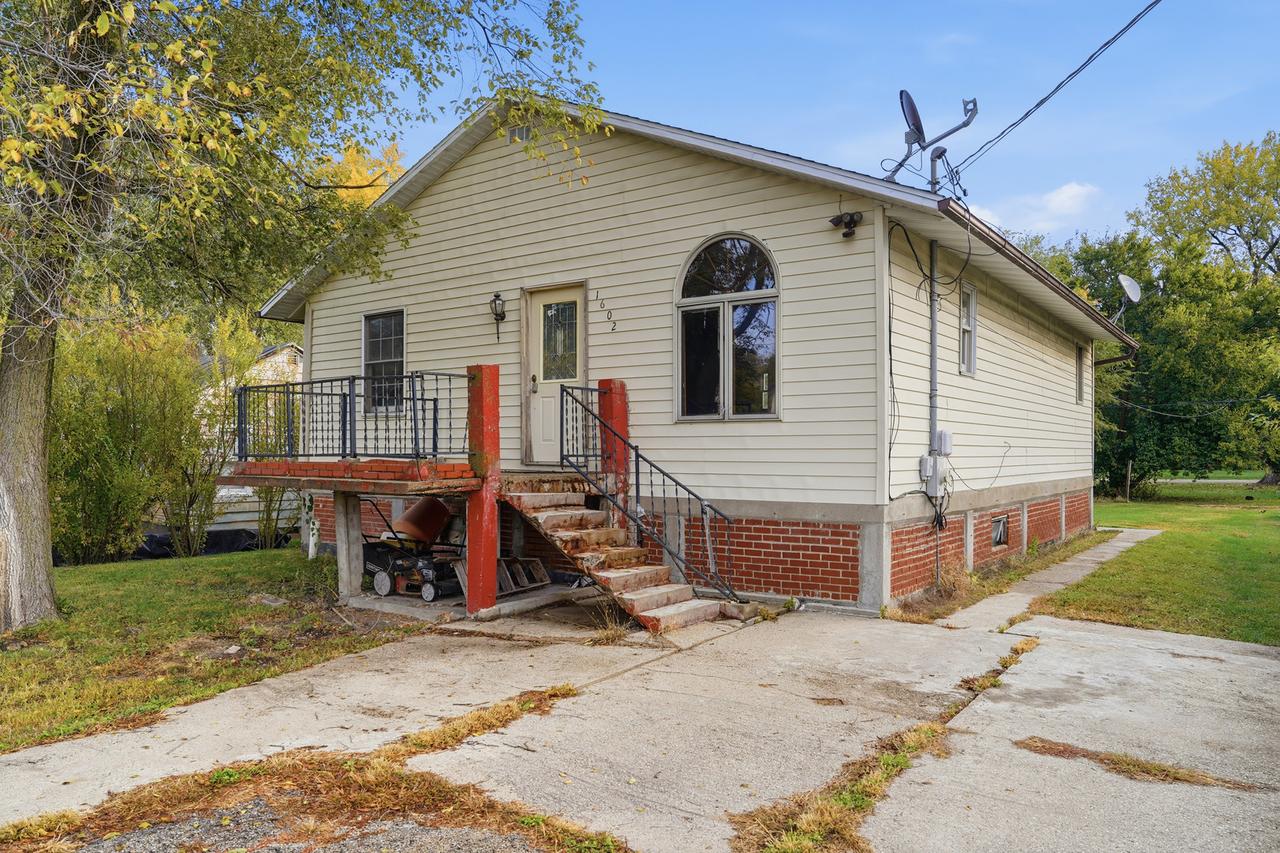 1602 Griswold Ave., Sterling, IL 61081