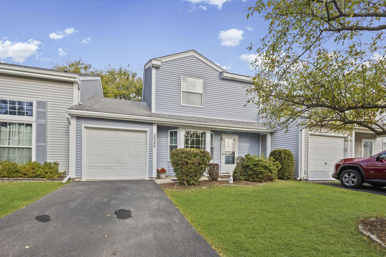 3320 Greenwich Ln., Island Lake, IL 60042