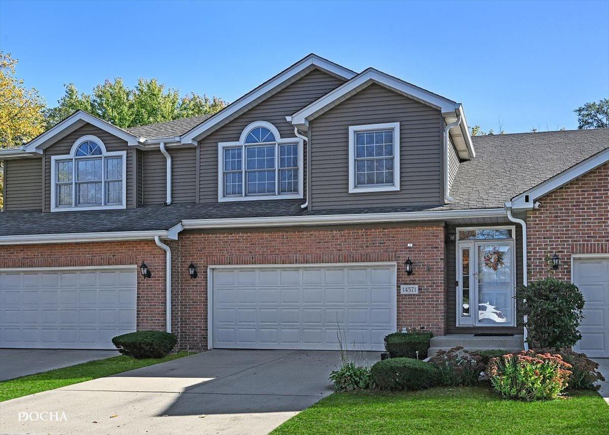 14571 Club Circle Dr., Oak Forest, IL 60452