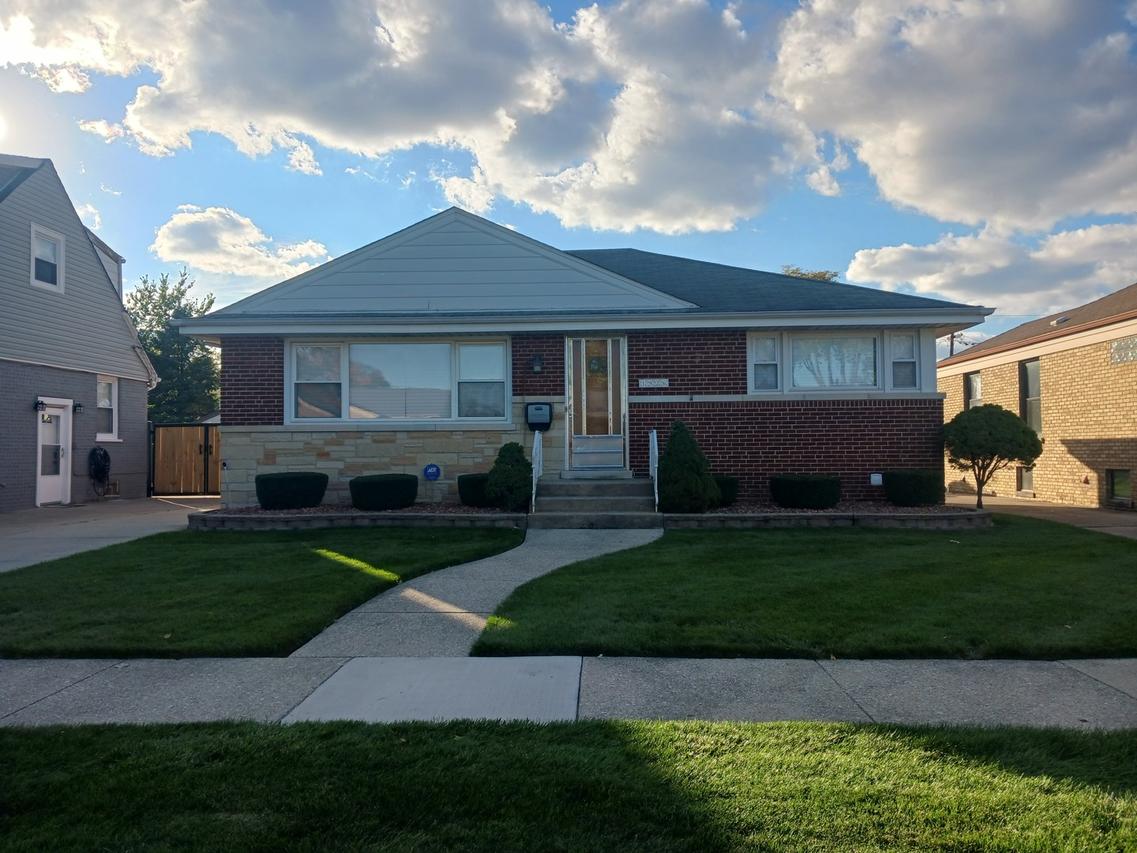 [Address Hidden by Seller], Westchester, IL 60154