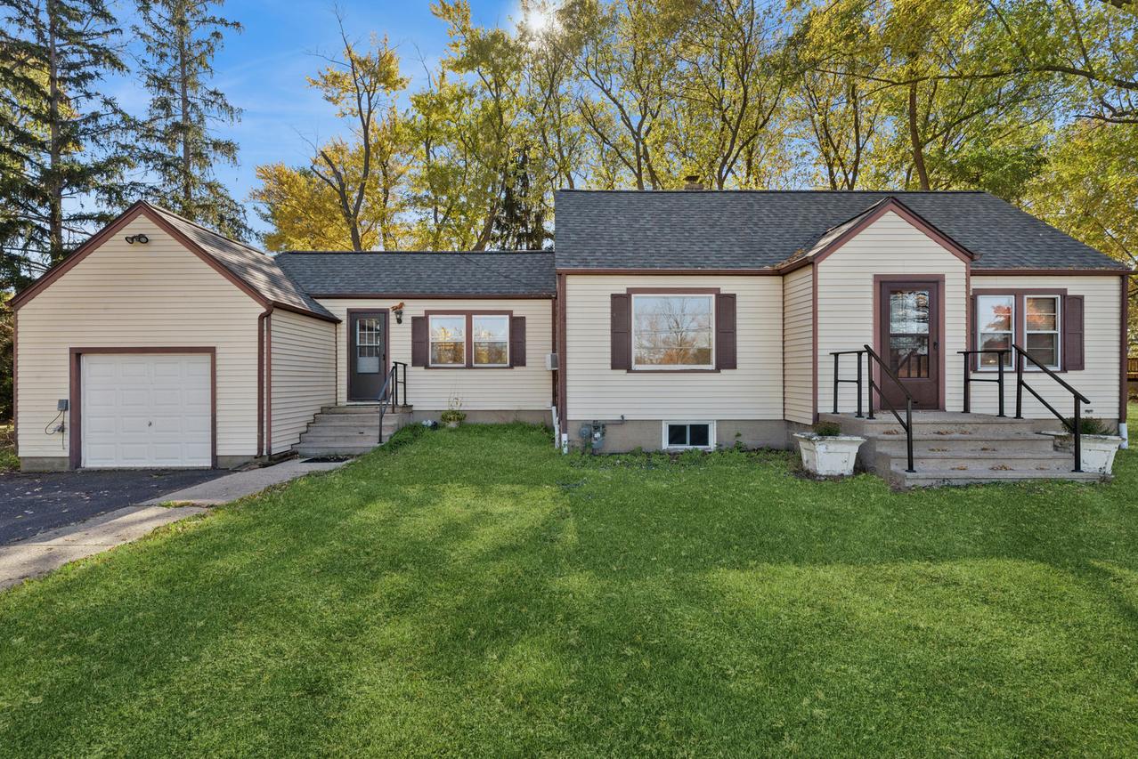 23689 W Old Petite Lake Rd., Lake Villa, IL 60046