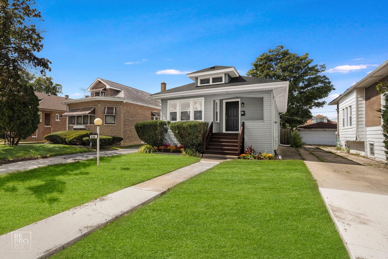 628 S 19th Ave., Maywood, IL 60153