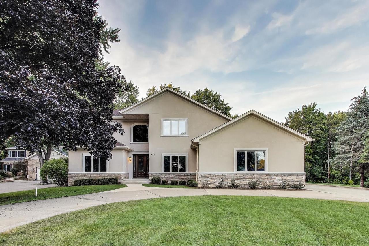 650 W Echo Ln., Palatine, IL 60067
