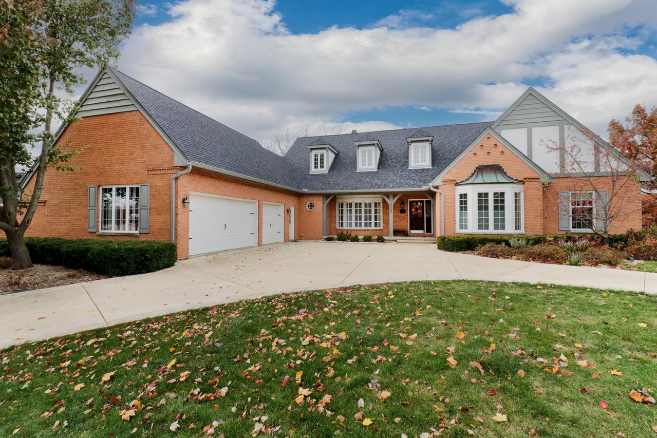 1908 Crimson Ln., Bloomington, IL 61704